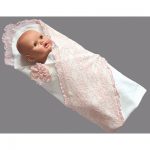 مغلف منقوش مع الدانتيل لحديثي الولادة