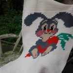 بطانية مع الارنب الجميل