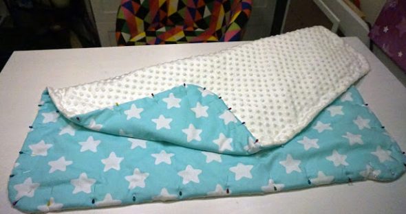 منقوشة متقشرة