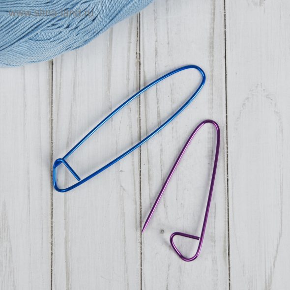 دبابيس مساعدة