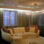 كورنيش السقف مع إضاءة للأسقف المعلقة