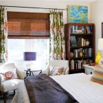 ستائر موتلي على نوافذ غرفة النوم