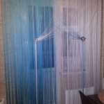 الستائر البيضاء والزرقاء مجتمعة