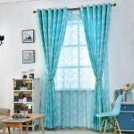الستائر الأزهار باللون الأزرق لغرفة المعيشة