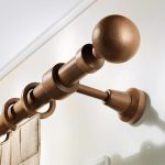 أنبوب خشبي مع طرف جولة - أسهل الكورنيش