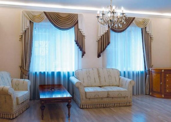 الأزرق والبني لغرفة المعيشة