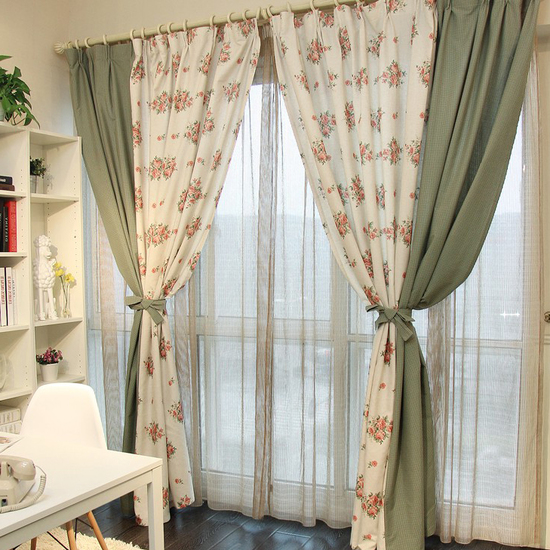 الستائر بلونين مع نمط الأزهار