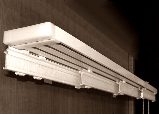 قضيب ستارة للستائر اليابانية