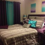 البنفسجي والزمرد للستائر والمفارش - مزيج جريئة