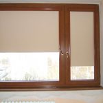 ستائر كاسيت مع الكتان البيج