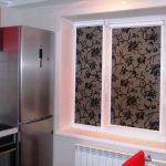 تصميم نافذة الستائر الدوارة المطبخ