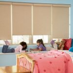 تصميم للأطفال للفتيات مع الستائر الدوارة