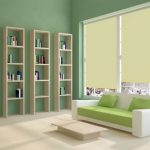 تصميم غرفة المعيشة مع مصاريع مفتوحة