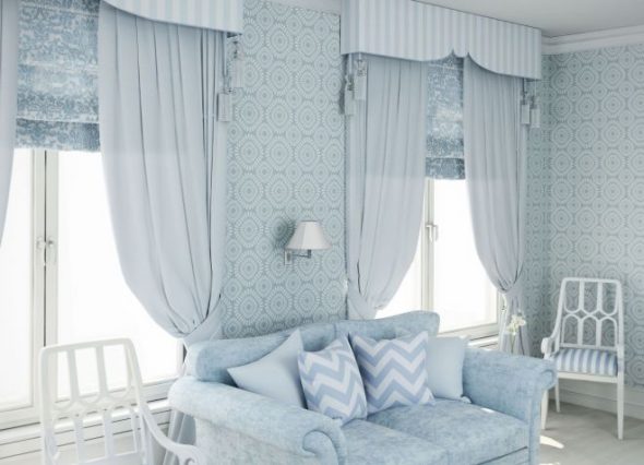 الأزرق مناسب وجميل في القاعة