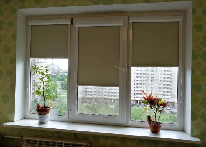 ستائر التعتيم مع أدلة