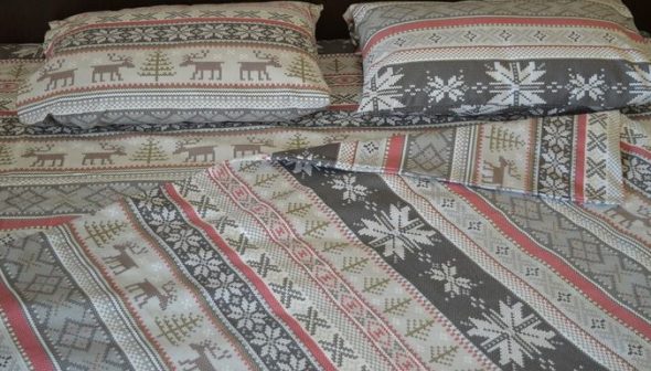 مجموعة مفروشات من الفانيلا