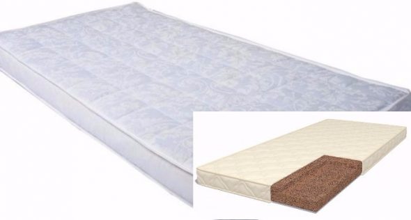 فراش في سرير لطفل حديث الولادة