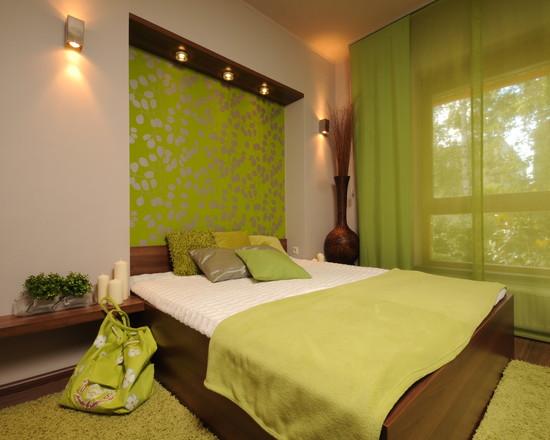 غرفة نوم مشرقة