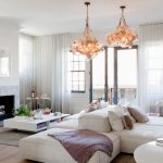 ستارة سقف القضبان في غرفة المعيشة