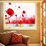 أريكة في مدخل منزل ريفي