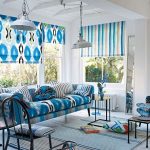 المنسوجات مشرق في الداخل من غرفة المعيشة