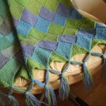 وشاح Entrilak مع شرابات