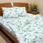 سرير مشرق مع تجعيد الشعر تفعل ذلك بنفسك