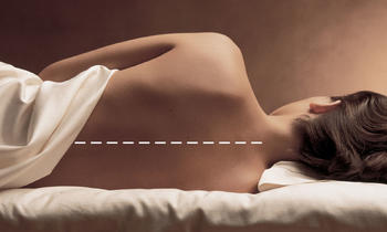 الموضع الصحيح للعمود الفقري