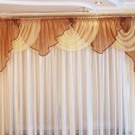 ستارة بيضاء ومزودة بطبقة مزدوجة لغرفة المعيشة