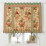 الستائر الرومانية على الوجهين على حافة منفصلة