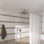 كورنيش على شكل حرف L من أنبوب متصل بالسقف