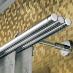 الطنف للستائر مع ثلاثة أدلة