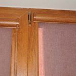 الستائر الدوارة كاسيت على النوافذ الخشبية