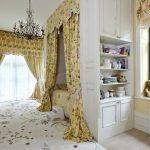 لامبريكوينس جميلة من نوعين للحضانة مع العديد من النوافذ