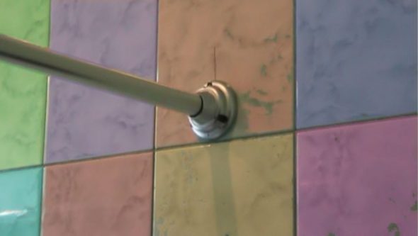 مسامير التنصت الذاتي