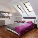 المفرش بلونين في غرفة النوم