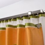 الطنف المعادن صفين من عناصر مربع