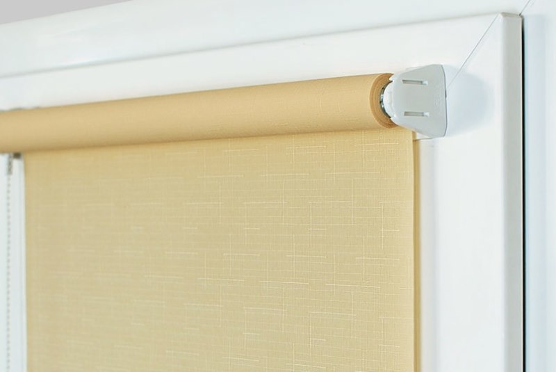 ستارة صغيرة من النوع المدلفن على شكل قطعة قماش بلون البيج