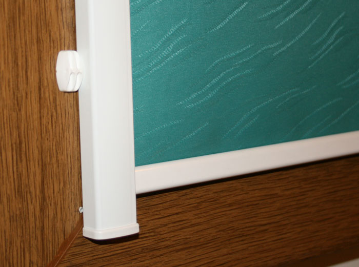 دليل جانبي للستائر الدوارة