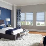 ستائر رومانية زرقاء لطيفة في غرفة النوم