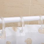 plastikovyj-karniz-DLYA-shtorki-الخامس vannuyu