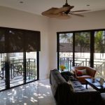 تصميم نوافذ بانورامية مع الستائر الدوارة