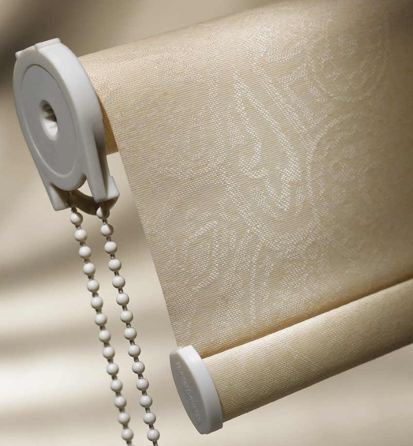 شريحة متزايدة مع سلسلة من التحكم على مصراع الأسطوانة