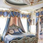 ستائر زرقاء ولامبريكين مع شرابات لغرفة النوم