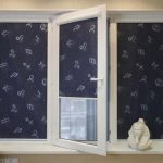 ستائر زرقاء داكنة مع علامات زودياك للداخلية غير عادية