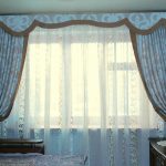 لامبريكين صلب منقوش بحواف بنية